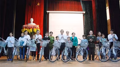 Gieo mầm sáng tương lai cho đất nước