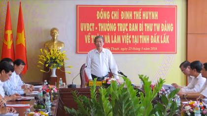 Đồng chí Đinh Thế Huynh thăm và làm việc tại Đắk Lắk