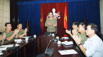 Bộ trưởng Trần Đại Quang khen thưởng Ban chuyên án điều tra vụ Vinashin