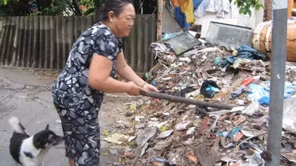 Tưởng có công viên, ai ngờ sống giữa kênh nước đen ô nhiễm