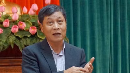 Nhiều tổ chức, cá nhân chiếm dụng hè phố