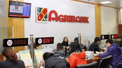 Agribank trao giải thưởng đặc biệt trị giá một tỷ đồng cho khách hàng