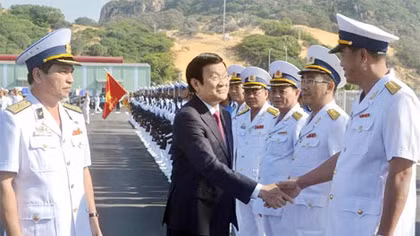 Khai trương Cảng Quốc tế Cam Ranh có thể tiếp nhận tàu có trọng tải 110.000 DWT