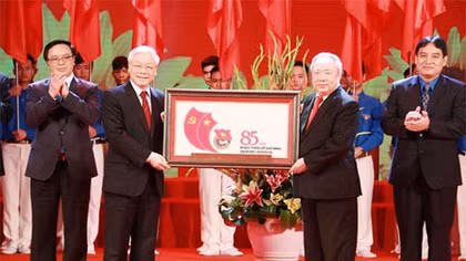 85 cán bộ đoàn xuất sắc được trao Giải thưởng Lý Tự Trọng