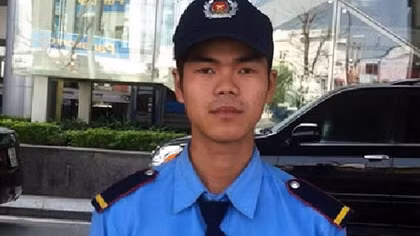 Tuyên dương 6 nhân viên bảo vệ không tham của rơi 