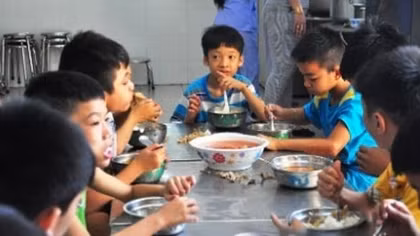 Vụ trẻ nhiễm HIV bị ngược đãi: Bài học trong việc chăm sóc trẻ có hoàn cảnh đặc biệt