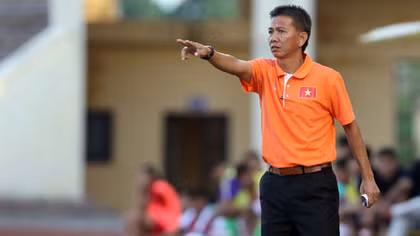 'Bỏ đói' U.19 ?