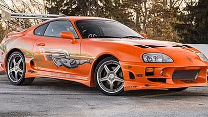 Đấu giá chiếc Toyota Supra do nam diễn viên Paul Walker lái 