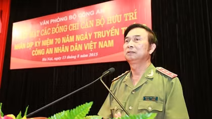 Thứ trưởng Thường trực Đặng Văn Hiếu gặp mặt cán bộ hưu trí Văn phòng Bộ Công an