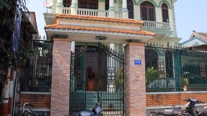 Con rể truy sát hàng xóm vì bố vợ bị "ức hiếp" 