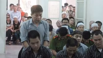 Nguyên Phó trưởng Ban Tổ chức Quận ủy Cầu Giấy bị đề nghị từ 16-18 năm tù giam