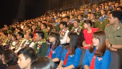 Vinh danh 10 gương mặt trẻ Việt Nam tiêu biểu 2014