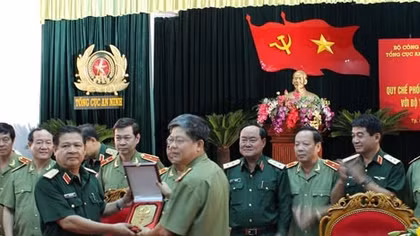 Tổng cục An ninh và Bộ Tư lệnh Quân khu 7 ký kết Quy chế phối hợp
