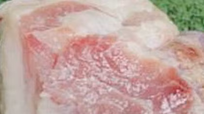Đồng Tháp: Lại bơm nước tăng trọng vào heo thịt
