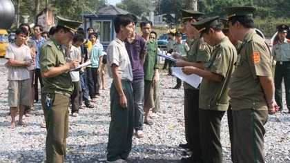 Vượt biên làm thuê, rủi ro khó lường