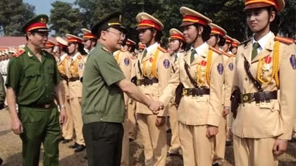 Quyết tâm ‘huấn luyện giỏi, diễu binh tốt’