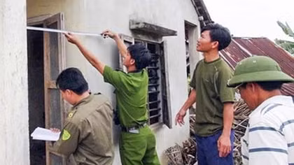 Doanh nghiệp nổ mìn trái phép bồi thường 56 nhà dân bị nứt