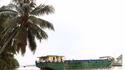 Tiềm ẩn nguy cơ tai nạn trên kênh xáng Xà No