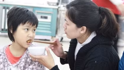 Mang mùa xuân đến sớm với những người trọng bệnh 