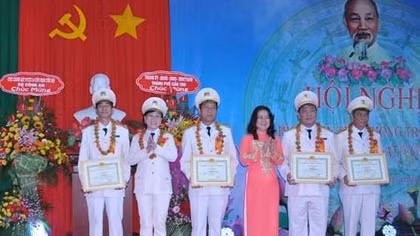 Đại hội thi đua ‘Vì an ninh Tổ quốc’ Cảnh sát PCCC TP Cần Thơ