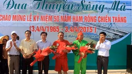 Giải đua thuyền trên sông Mã