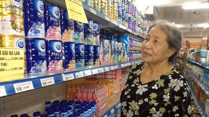 Giá nguyên liệu giảm, vì sao giá sữa không giảm?