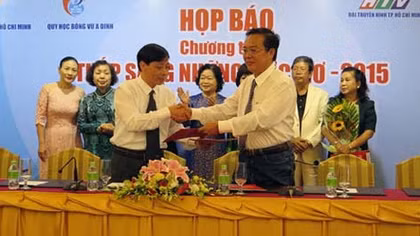 'Thắp sáng những ước mơ' trao 1.000 suất quà cho trẻ em có hoàn cảnh khó khăn