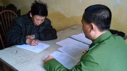 Khi tiếng vỗ tay lắng xuống