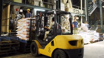 Triển khai nhiều giải pháp thiết thực hỗ trợ doanh nghiệp tại các KCX-KCN