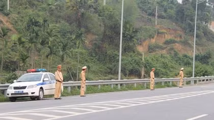 Cơ sở hạ tầng chưa đồng bộ, lái xe thiếu kỹ năng