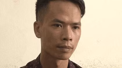 Ép người yêu cũ đưa tiền để chuộc ảnh "nóng"