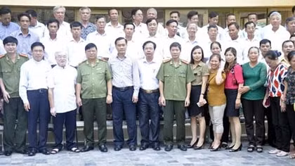 Biểu dương chức sắc và giáo dân Công giáo tiêu biểu 