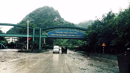 Giao thông đoạn Hạ Long - Cẩm Phả đã hoạt động trở lại