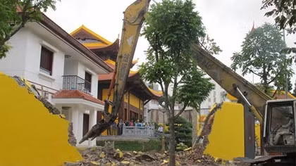 Mòn mỏi chờ đợi thi hành án vì cơ quan thi hành án bận?!