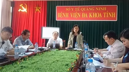 Thứ trưởng Bộ Y tế Nguyễn Thị Xuyên kiểm tra công tác triển khai Luật BHYT 