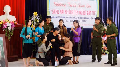 Giao lưu, văn nghệ 'Sáng mãi những tên người bất tử'