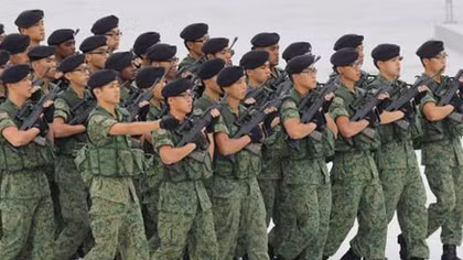Doanh nghiệp trong nước được sản xuất quân phục cho nước ngoài