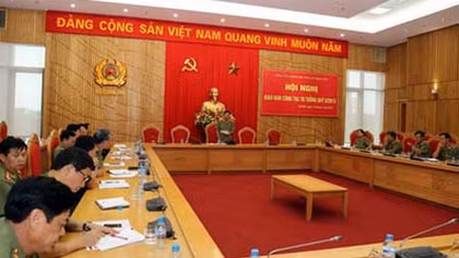 Giao ban công tác tư tưởng quý II năm 2015