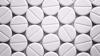 Tùy tiện dùng Aspirin gây hại cho tuần hoàn máu não và dạ dày