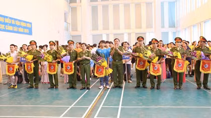 Hội thao chào mừng ngày truyền thống lực lượng CSND