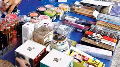 Những mỹ phẩm nào nằm trong danh sách hơn 2.000 sản phẩm có chất cấm bị thu hồi?