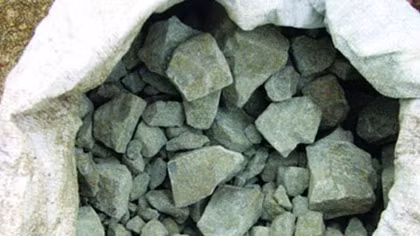 Bắt đối tượng vận chuyển trái phép 30,9kg thuốc nổ