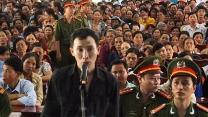 Tử hình kẻ phóng hỏa giết 3 người trong một gia đình