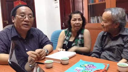 Đường dài lắm nỗi gian nan