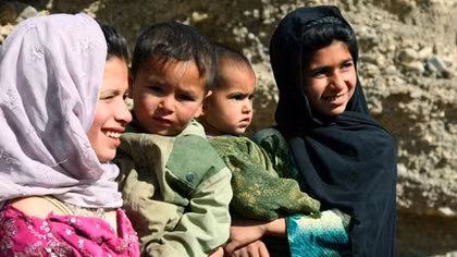 Bộ Quốc phòng Mỹ làm ngơ trước dịch lạm dụng tình dục trẻ em trong binh sĩ Afghanistan?