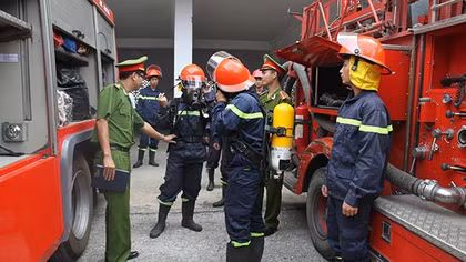 Nâng cao kỹ năng vận hành các trang thiết bị chữa cháy, CNCH