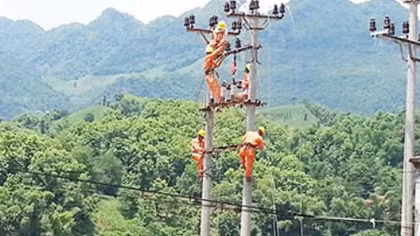Nhiều hộ dân Lai Châu thoát nghèo nhờ có điện