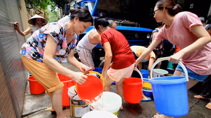 Tăng giá nước sạch, người dân có hết 'khát'?