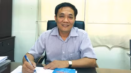 Thu bảo hiểm y tế học sinh 15 tháng liền: Lỗi do ngành giáo dục địa phương!