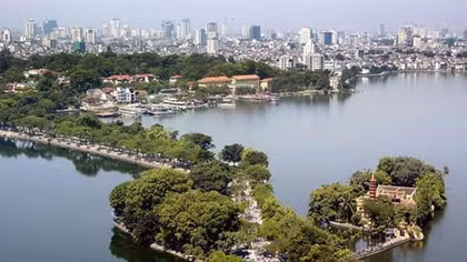 Sông hồ Hà Nội đang "chết" dần